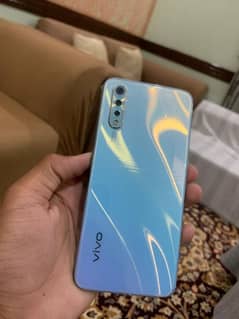 vivo s1 4/128 comdition 10/8 (03306745574)