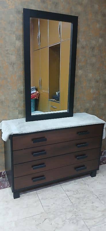 dressing table console used like new 0