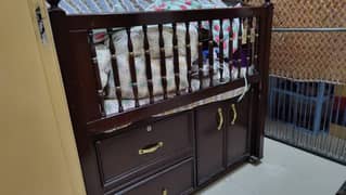 baby cot