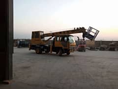 mobile crane