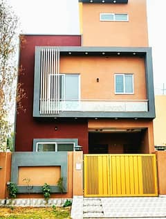 3 Marla House On Ideal Location in LDA Approved Area With Solid Construction For sale In New Lahore City
