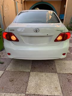 XLI 2010 model fresh condition net and clean interior 1 2 piece paint