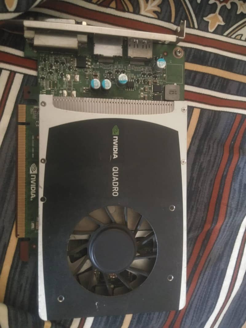 quadro 2000 1gb ddr5 128bit 0