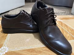 Oxford style hush puppies medicated shoes