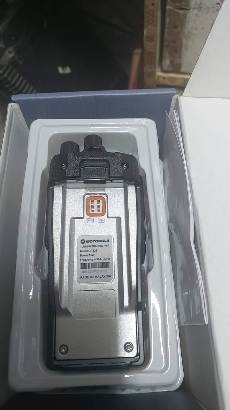 Long Range Commication Motorola GP328 Walki talkie 4