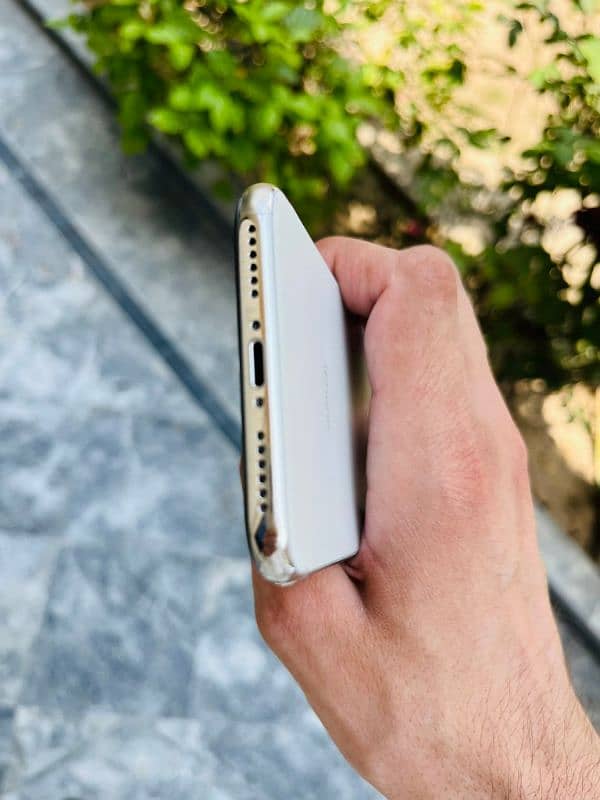 Iphone X (256) (FU) Non PTA (Exellent Condition) (Exchange Possible) 7