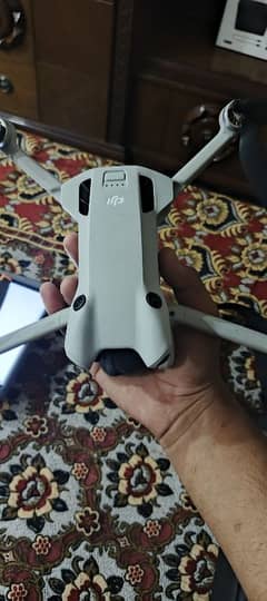 DJI