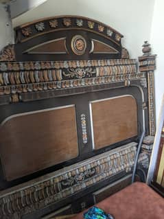 Bed and dressing