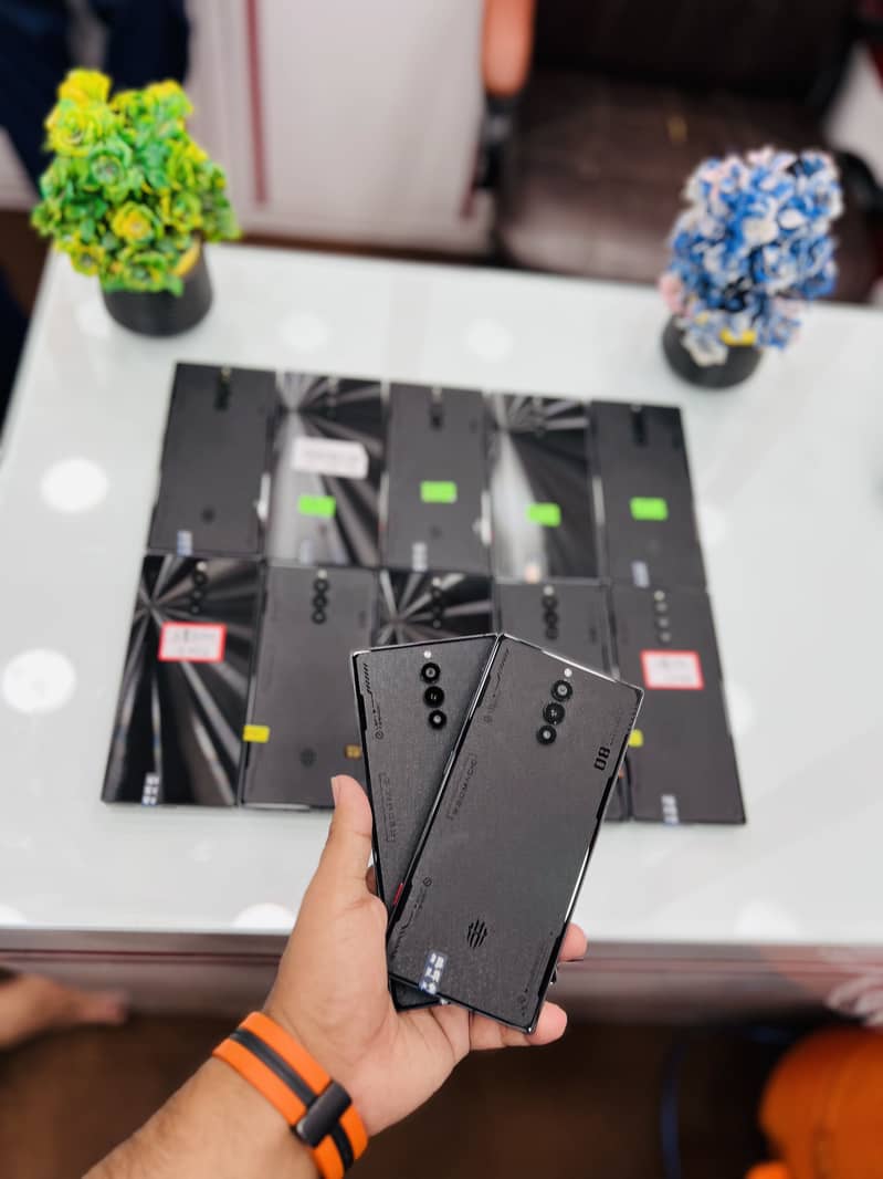 REDMAGIC 8S PRO 16/512GB, REDMAGIC 6 PRO, REDMAGIC 7 Available 3