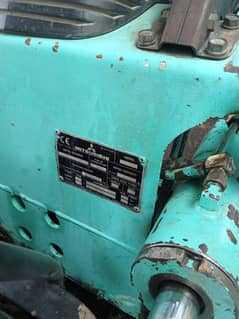 A 3.5 ton lifter for sale at used rates  import 2018 custom clear doc.