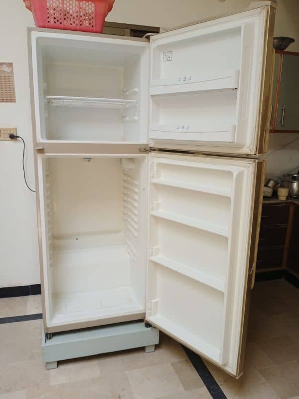 refrigerator 9