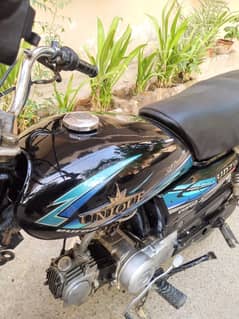 Unique 2016 model for sell original condition.