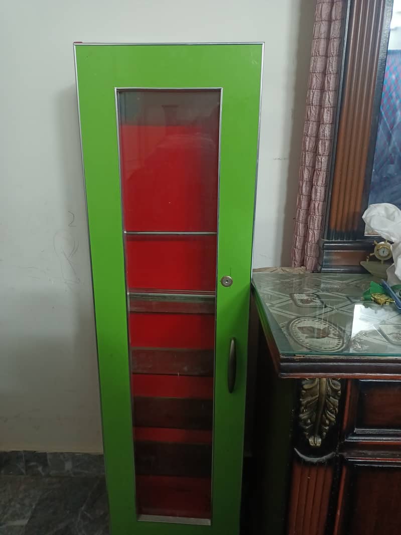 Smart dressing table 0