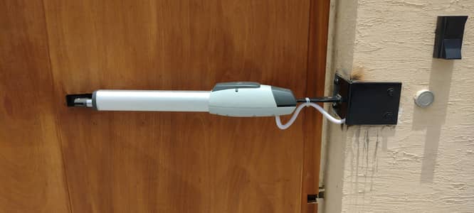 Swing Sliding Gate Opener / Gate Motor / Automatic Gate (Taiwan)