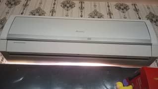 Green 1.5 Ton Inverter Ac ok c