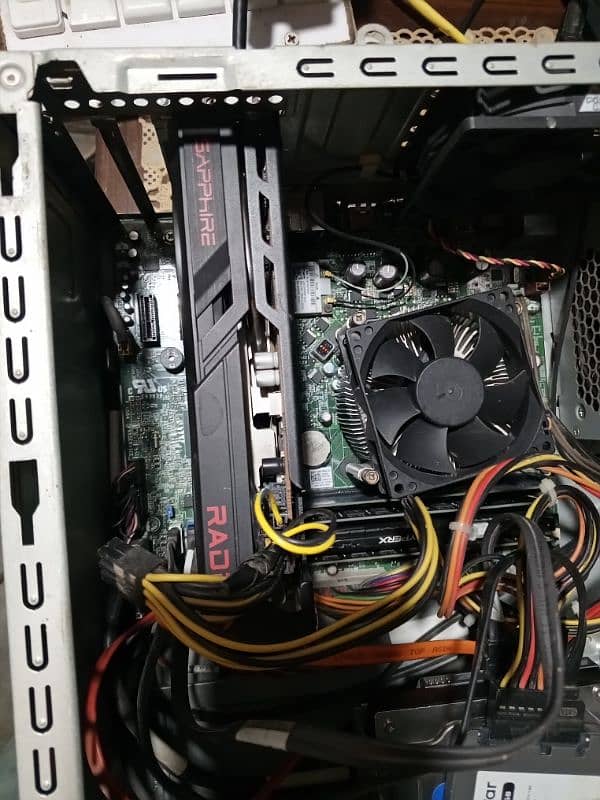 AMD Rx 6600 tx GB 8 ddr 6 3