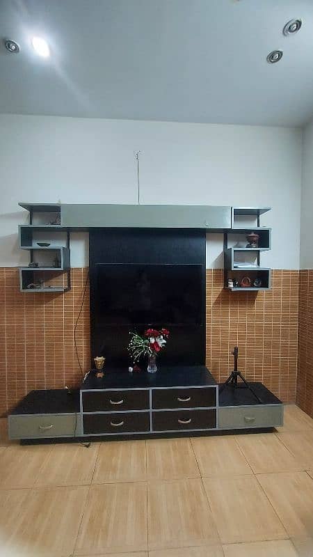 High Quality Custom Made LED/LCD showcase with big Drawers 2