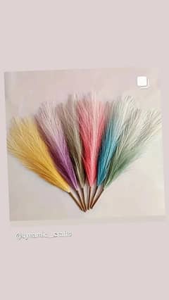Artificial Pampas Grass 1 stick Contains 9 Branches