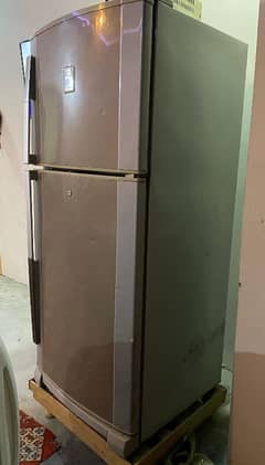 dawlance refrigerator in original condition