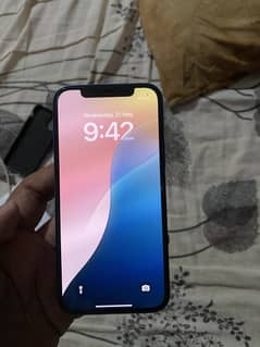 Apple iPhone 12