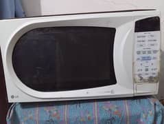 LG microwave oven