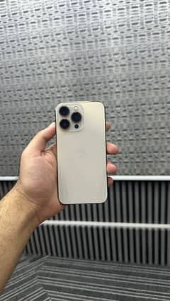 iPhone 13 Pro in 10/10 condition