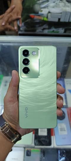 VIVO Y100