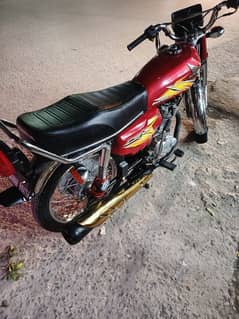 Honda 125 total original
