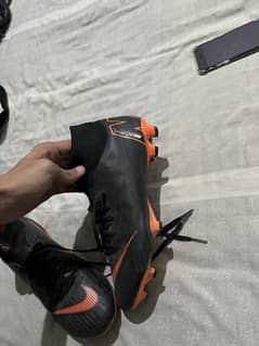 NIKE Football shoes UK8.5 brand new