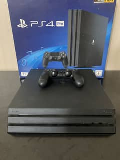 Playstation Ps4 Pro Gaming console used