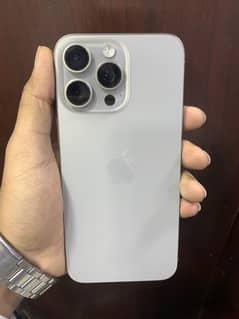 16 pro 128 gb Factory LLA 4 month sim time