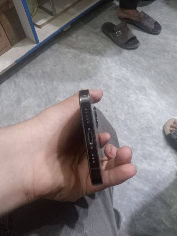 Complete name Mobile?? 2