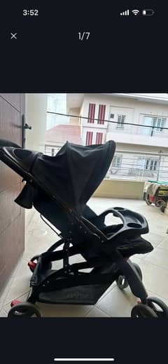 Tinnies pram