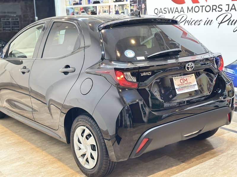 Toyota Yaris 2022 3.5 Grade MAY-2025 Passo Swift Cultus 2023 2024 2020 15