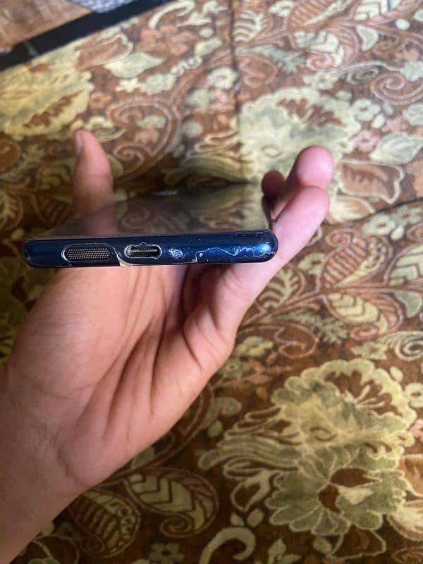 Sony Xperia 5 10/10 exchange possible with iphone 11 4