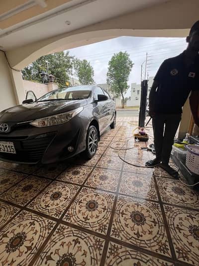 car wash kay liye banday ki zarurat ha