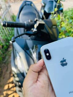 iPhone x 256my WhatsApp number 03250226756