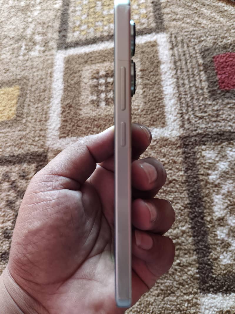 Redme Note13 10/10 condition full box pta aprov 3