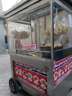 gol gappay stall