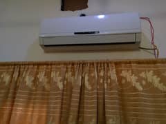 Gree 1 Ton (non Inverter)