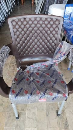 PLASTIC OUTDOOR GARDEN CHAIRS TABLE SET AVAILABLE FOR SALE