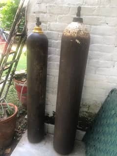 Full-Size Range of Oxygen Cylinders for Medical Use