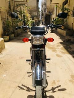 CG 125 0/3/4/0/8/0/5/1/2/1/9
