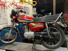 Honda 125 (19 model - Best condition)