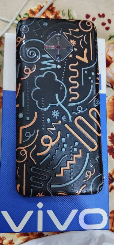 Vivo Y51  in-display fingerprint  Super-Amoled display 5