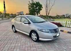 Honda City Available with driver