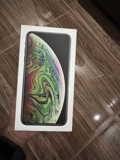 XSMax