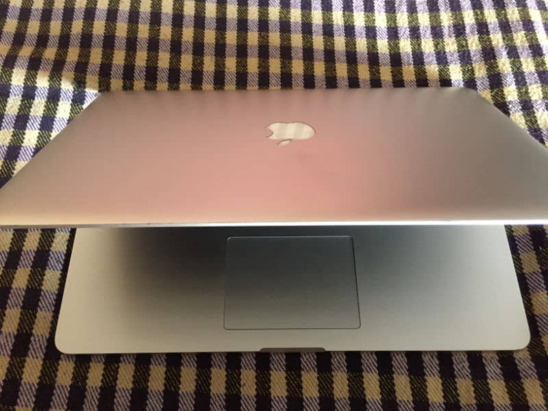 MacBook 15 Pro 3