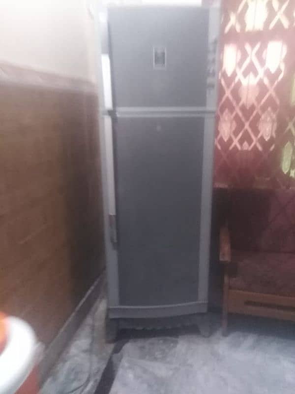 ڈاولینس کا ریفریجریٹر 1