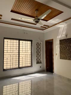 10 Marla Upper Portion For Rent in Architect Society Near UCP University